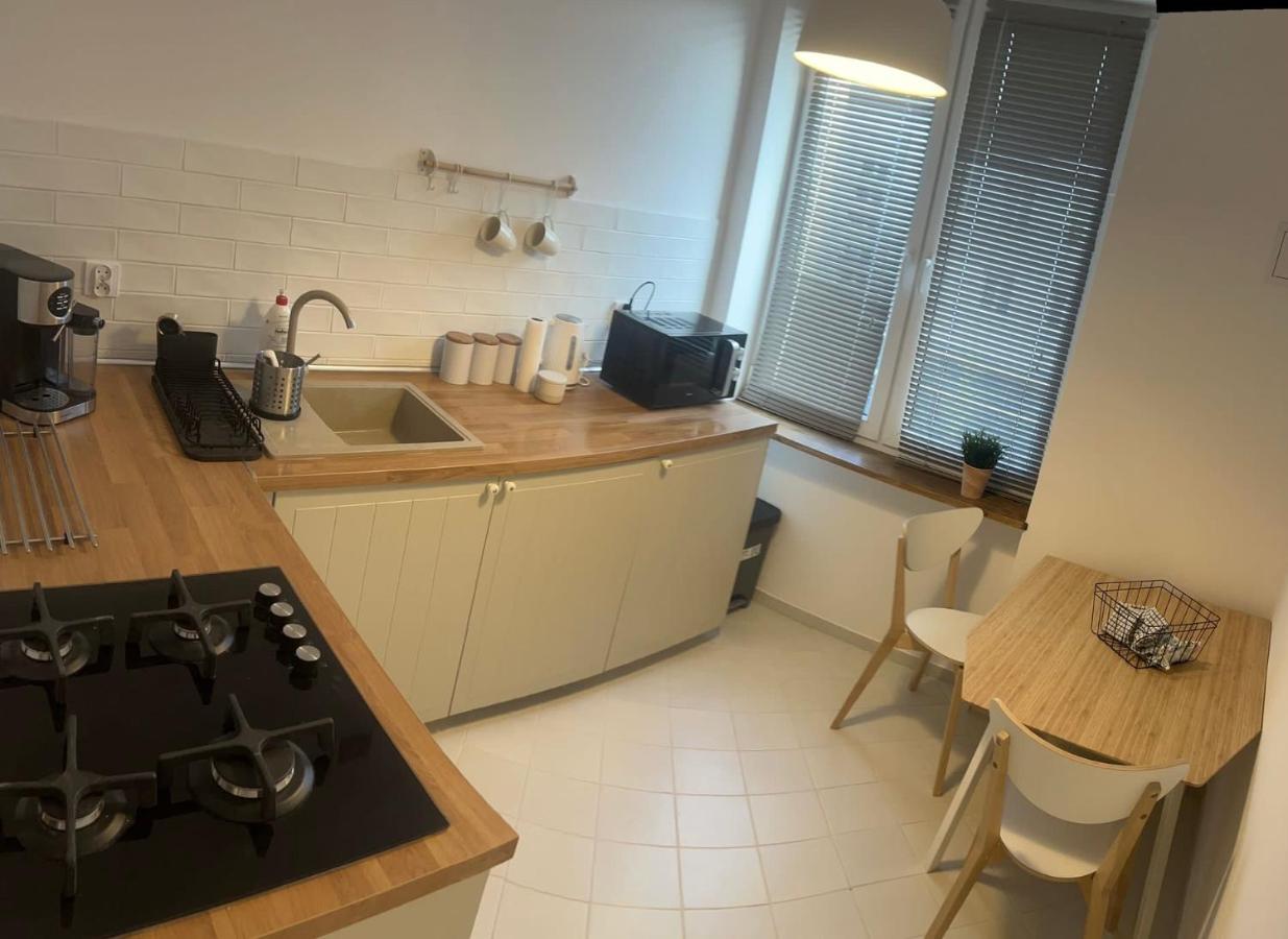 Apartament ออชเวียนชิม ภายนอก รูปภาพ